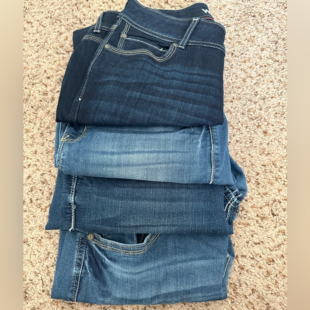 Lot of 4 Wallflower jeans Juniors 15